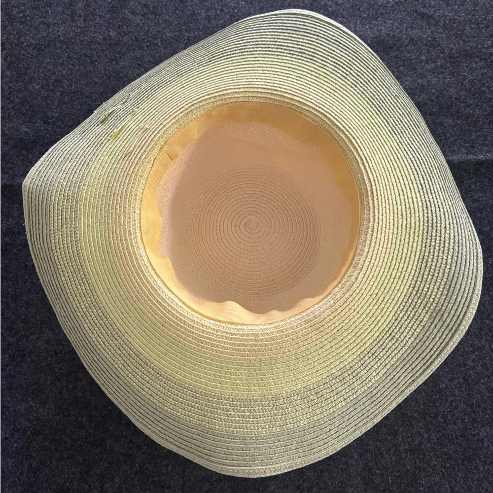 Sun Hat Wide Brim Ombré Stripes Green Cream Women’s 22.5”‎ circumference